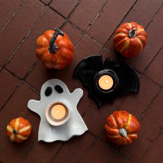Family half term hand-building Halloween edition! l 2hrs
